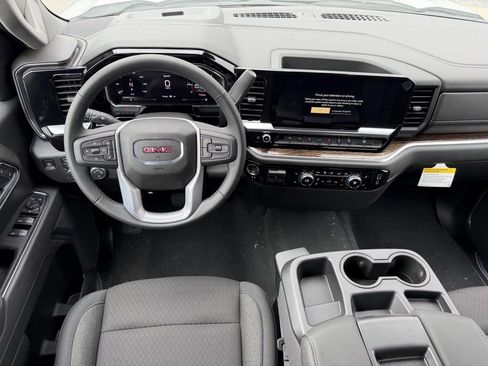 New 2026 GMC Sierra 1500 SLE w/ X31 Off-Road Package image 16