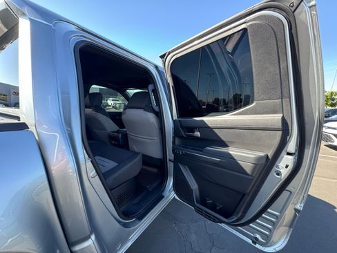 Used 2025 Toyota Tacoma TRD Off-Road w/ TRD Off Road Upgrade Package AWD/4WD image 19