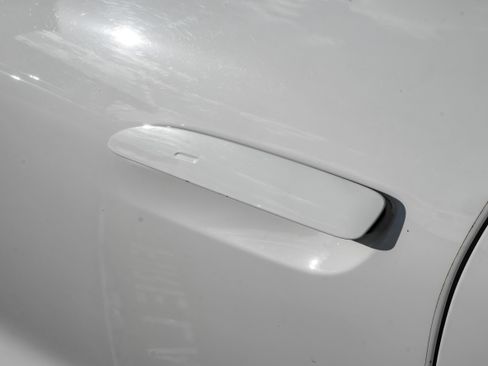 Used 2021 Porsche Taycan 4S AWD/4WD image 37