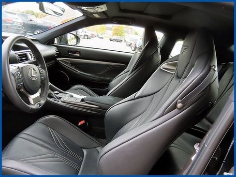 Used 2017 Lexus RC F image 11