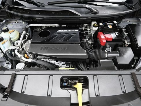 Used 2023 Nissan Rogue SV w/ SV Premium B Package AWD/4WD image 8