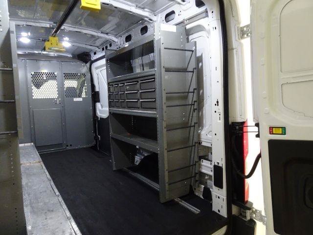 Used 2018 Ford Transit 250 148 Medium Roof RWD image 17