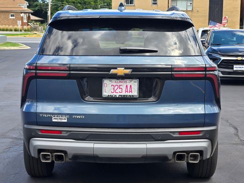Certified 2026 Chevrolet Traverse LT AWD/4WD image 12