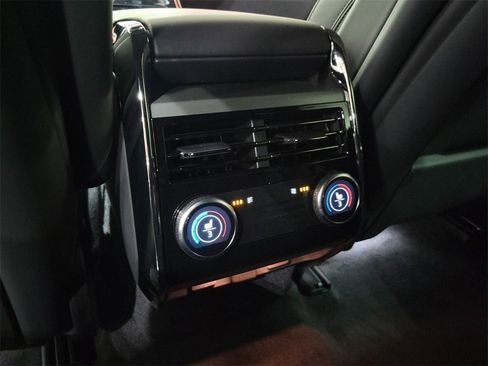 New 2025 Land Rover Range Rover Sport SE image 23