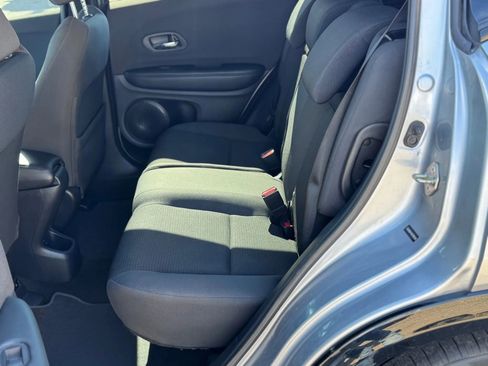 Used 2019 Honda HR-V Sport image 26