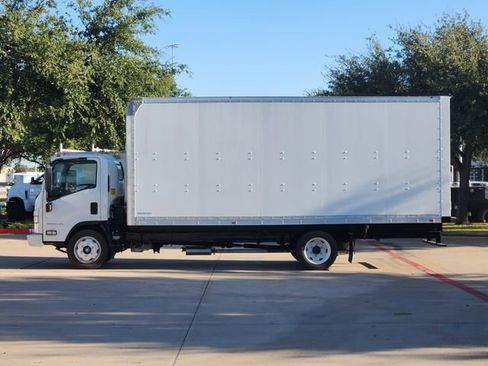 New 2024 Chevrolet Low Cab Forward RWD image 11