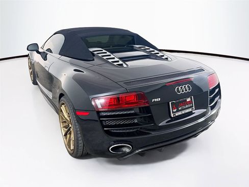 Used 2012 Audi R8 V10 image 12
