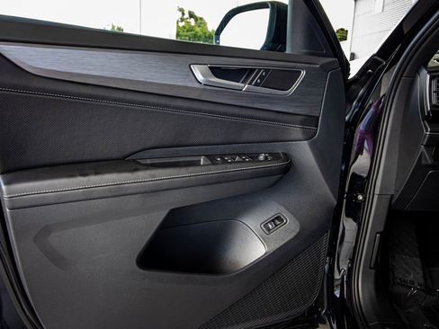 New 2026 Volkswagen Atlas Cross Sport SE image 25