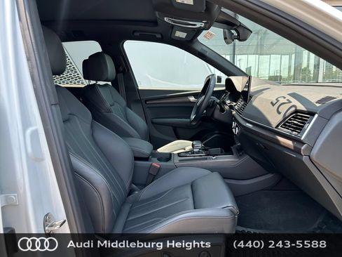 Used 2025 Audi Q5 e Premium Plus w/ Premium Plus Package AWD/4WD image 18