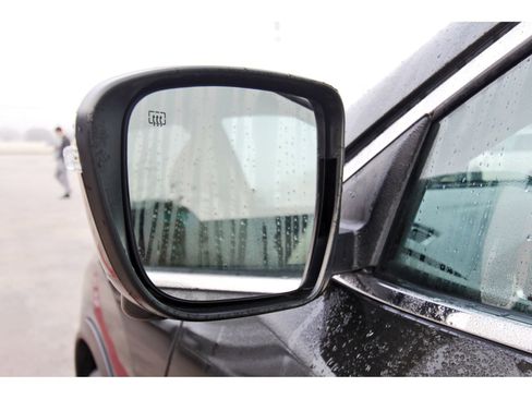 Used 2015 Nissan Rogue SL image 10