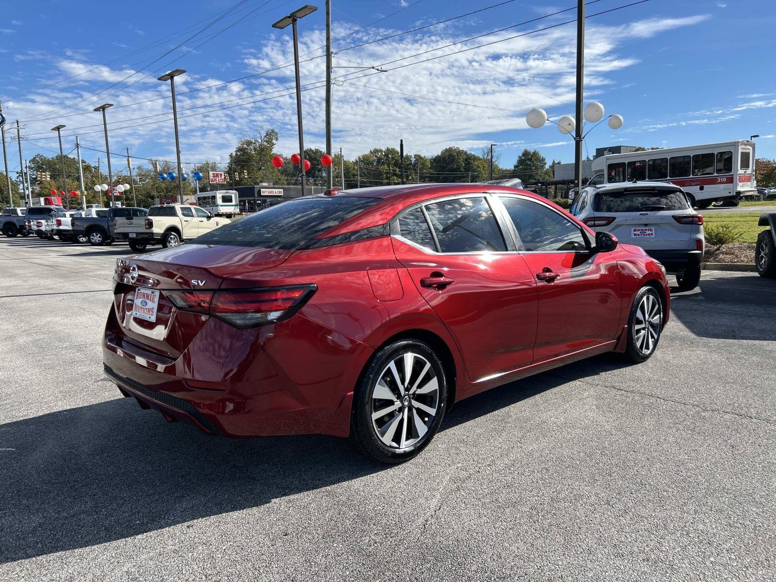 Used 2021 Nissan Sentra SV w/ SV Premium Package FWD image 4