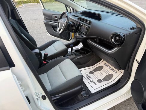 Used 2015 Toyota Prius C Two FWD image 15