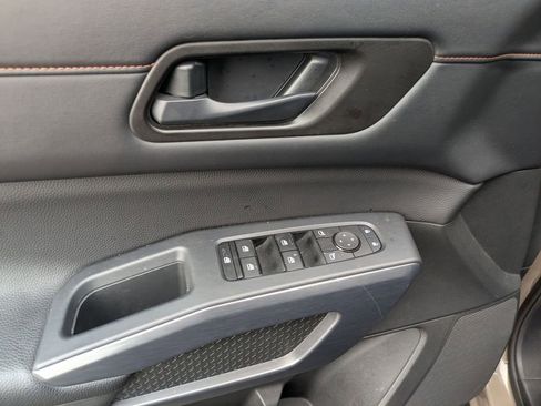 Used 2024 Nissan Pathfinder Rock Creek image 10