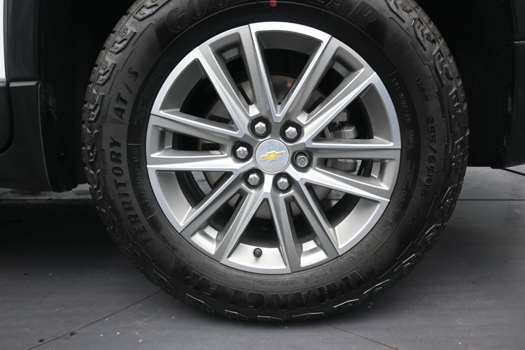Used 2023 Chevrolet Traverse LT FWD image 10