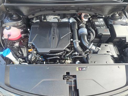 Used 2023 Kia Sorento EX w/ Panoramic Sunroof Package image 6