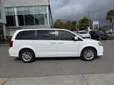 Used 2015 Dodge Grand Caravan SXT image 5