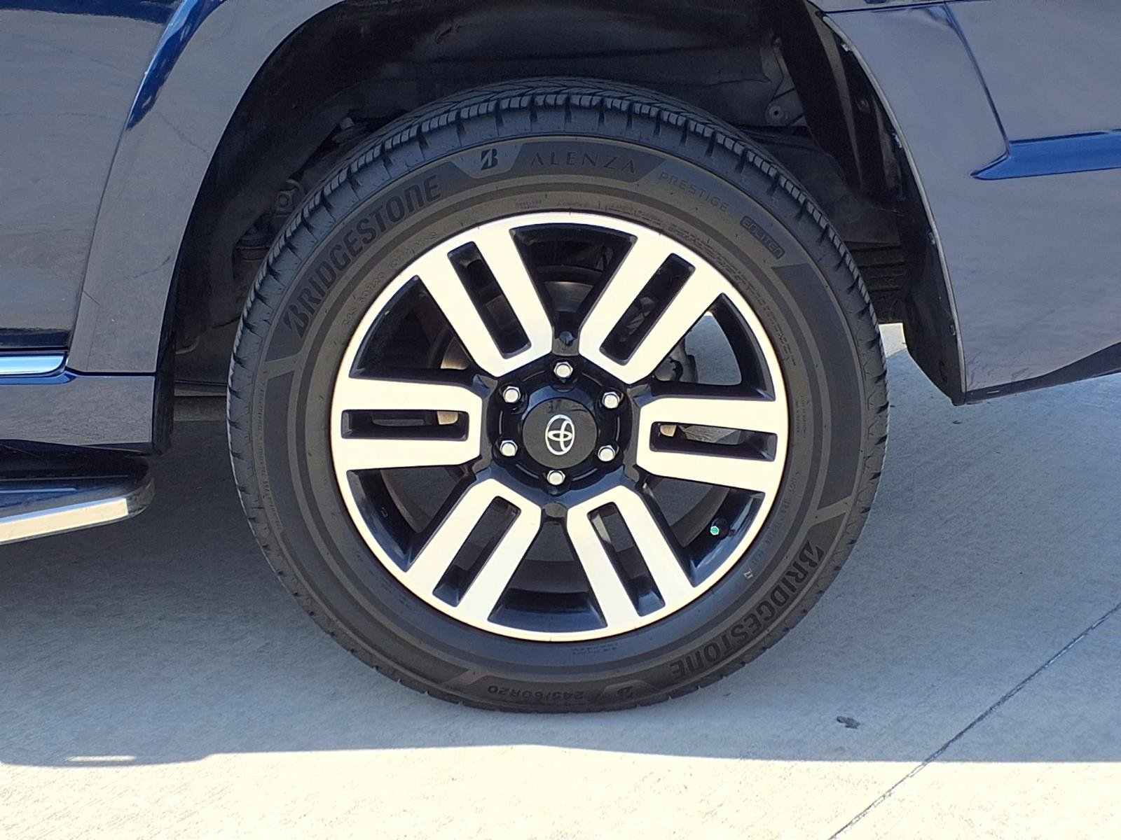 Used 2022 Toyota 4Runner Limited RWD image 8