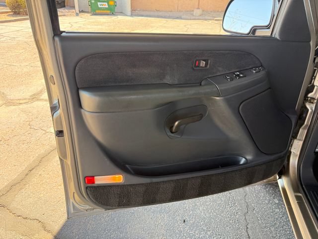 Used 2000 Chevrolet Silverado 1500 LS w/ Firm Ride Suspension Pkg RWD image 31