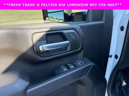 Used 2024 GMC Sierra 2500 Pro w/ Convenience Package image 9