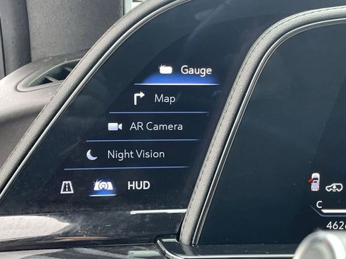 Certified 2023 Cadillac Escalade ESV V image 35