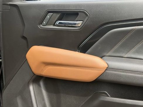 Certified 2023 GMC Canyon AT4 AWD/4WD image 30