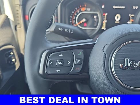 New 2026 Jeep Wrangler Unlimited Rubicon AWD/4WD image 17
