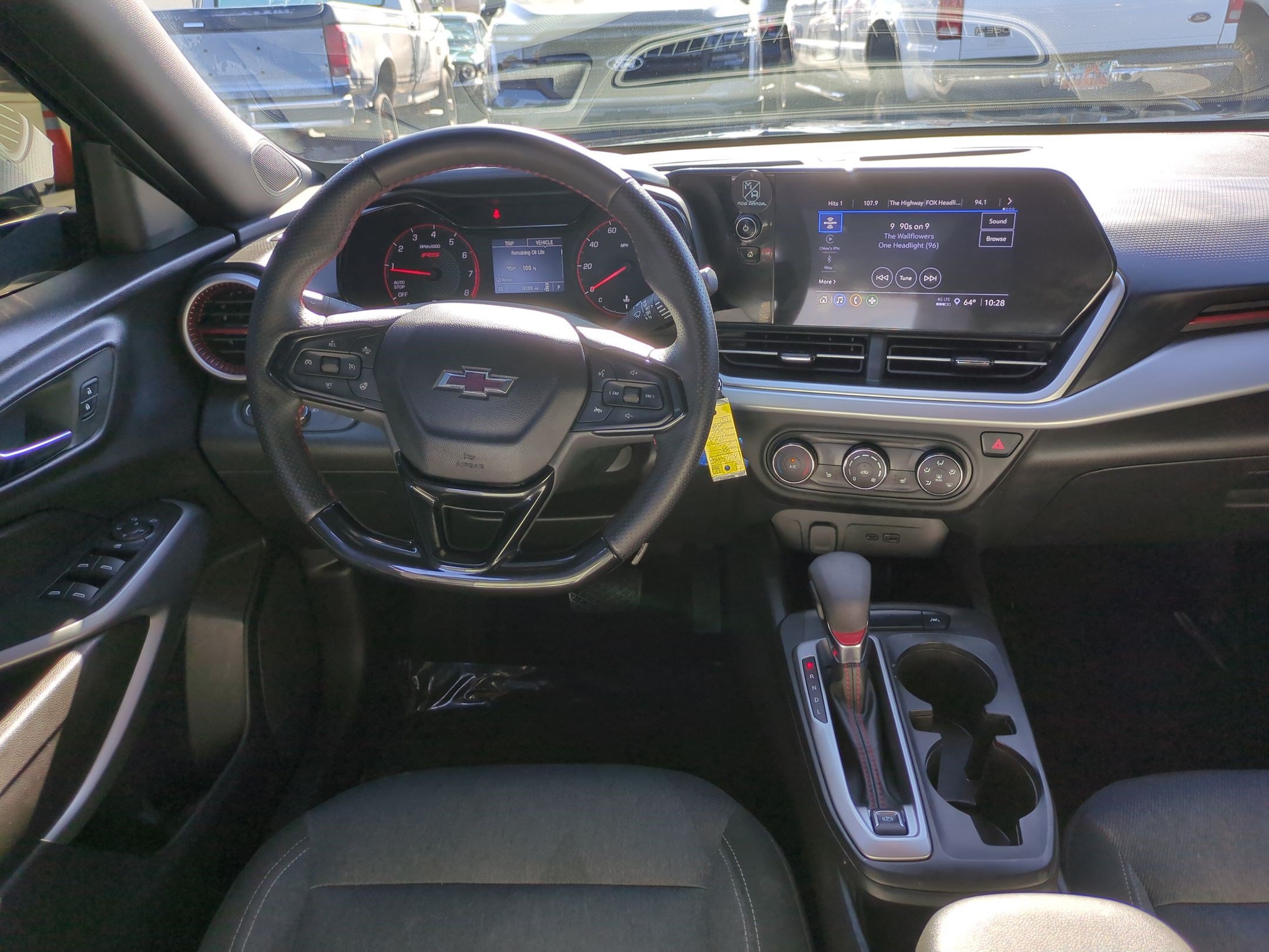 Used 2024 Chevrolet Trax RS w/ Driver Confidence Package FWD image 26