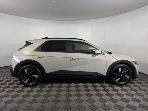 Used 2025 Hyundai Ioniq 5 SEL AWD/4WD image 7