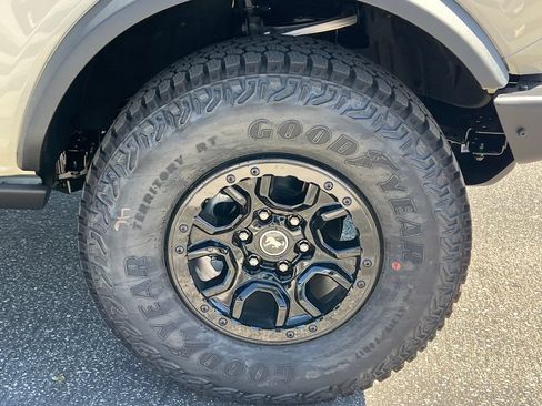 New 2026 Ford Bronco Badlands w/ Wildtrak Package AWD/4WD image 13
