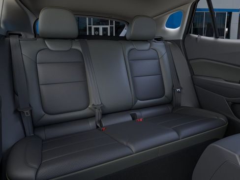 New 2026 Chevrolet Trax ACTIV w/ Driver Confidence Package FWD image 17
