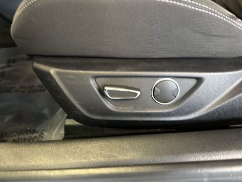 Used 2017 Ford Mustang EcoBoost image 20