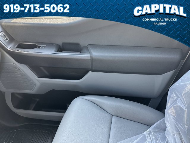 New 2026 Ford F550 4x4 Crew Cab image 30