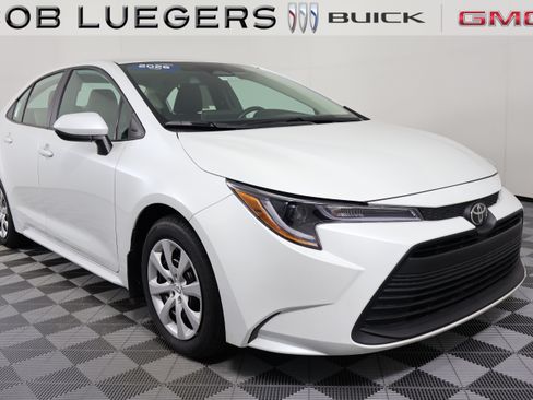 Used 2026 Toyota Corolla LE FWD image 1