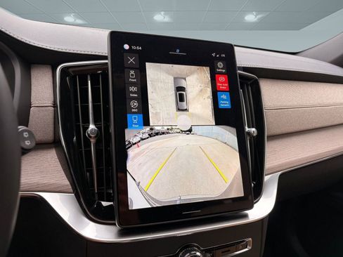 New 2026 Volvo XC90 B6 Plus w/ Protection Package image 30