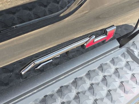 New 2025 GMC Canyon AT4 w/ Nightfall Edition image 35