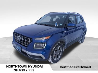 Certified 2023 Hyundai Venue Limited w/ Cargo Package