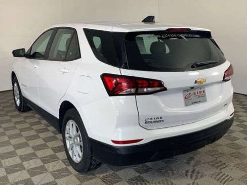 Used 2023 Chevrolet Equinox LS AWD/4WD image 10