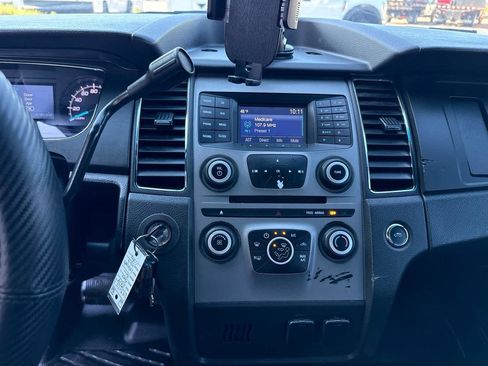 Used 2019 Ford Taurus Police Interceptor AWD image 14
