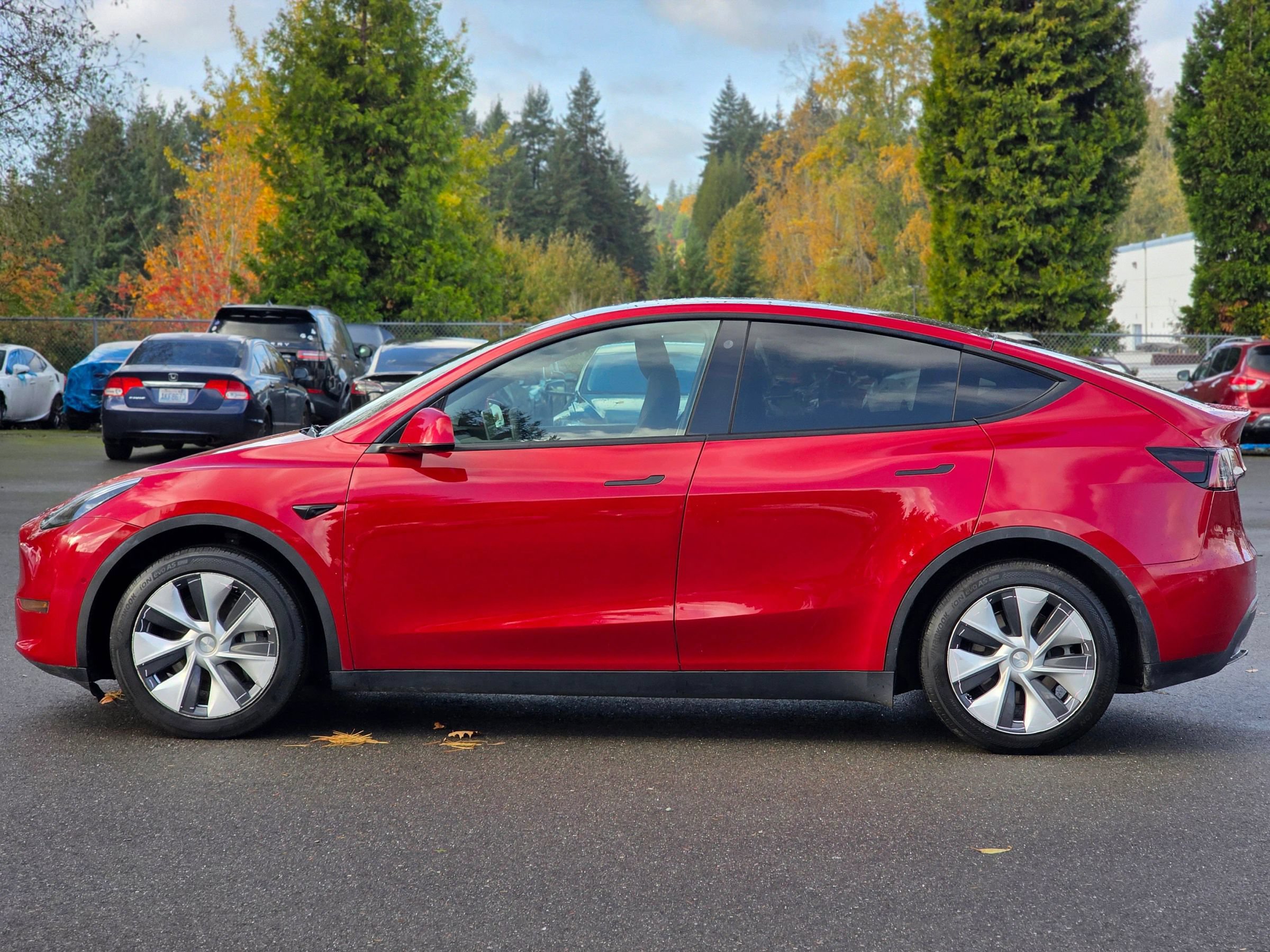 Used 2021 Tesla Model Y Long Range AWD/4WD image 5