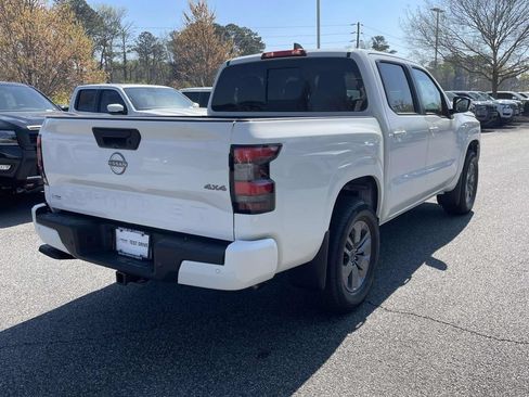 New 2026 Nissan Frontier SV w/ All-Weather Content Package AWD/4WD image 9
