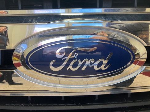 Used 2017 Ford F250 XLT w/ XLT Value Package image 17