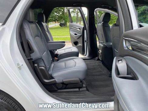 Used 2024 Buick Enclave Essence FWD image 35