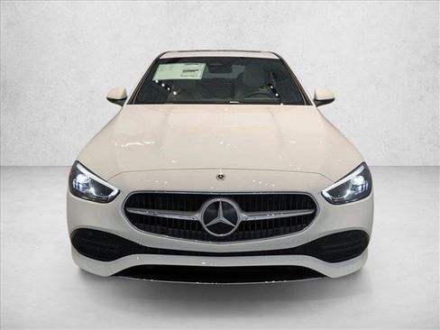 Used 2025 Mercedes-Benz C 300 4MATIC Sedan image 5