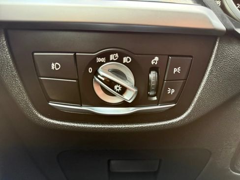 Used 2019 BMW X3 xDrive30i w/ Driving Assistance Package AWD/4WD image 38