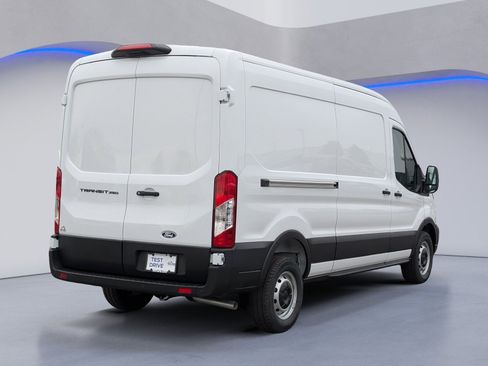 New 2026 Ford Transit 250 148 Medium Roof image 5