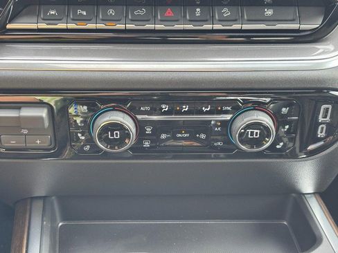 New 2026 Chevrolet Silverado 1500 High Country w/ Technology Package AWD/4WD image 19