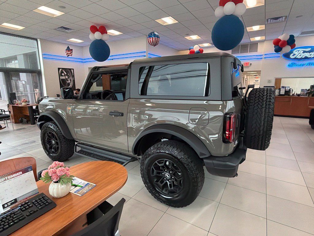 Used 2026 Ford Bronco Badlands AWD/4WD image 4
