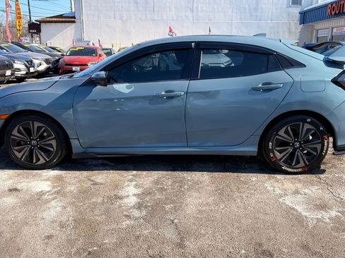Used 2017 Honda Civic Sport image 10
