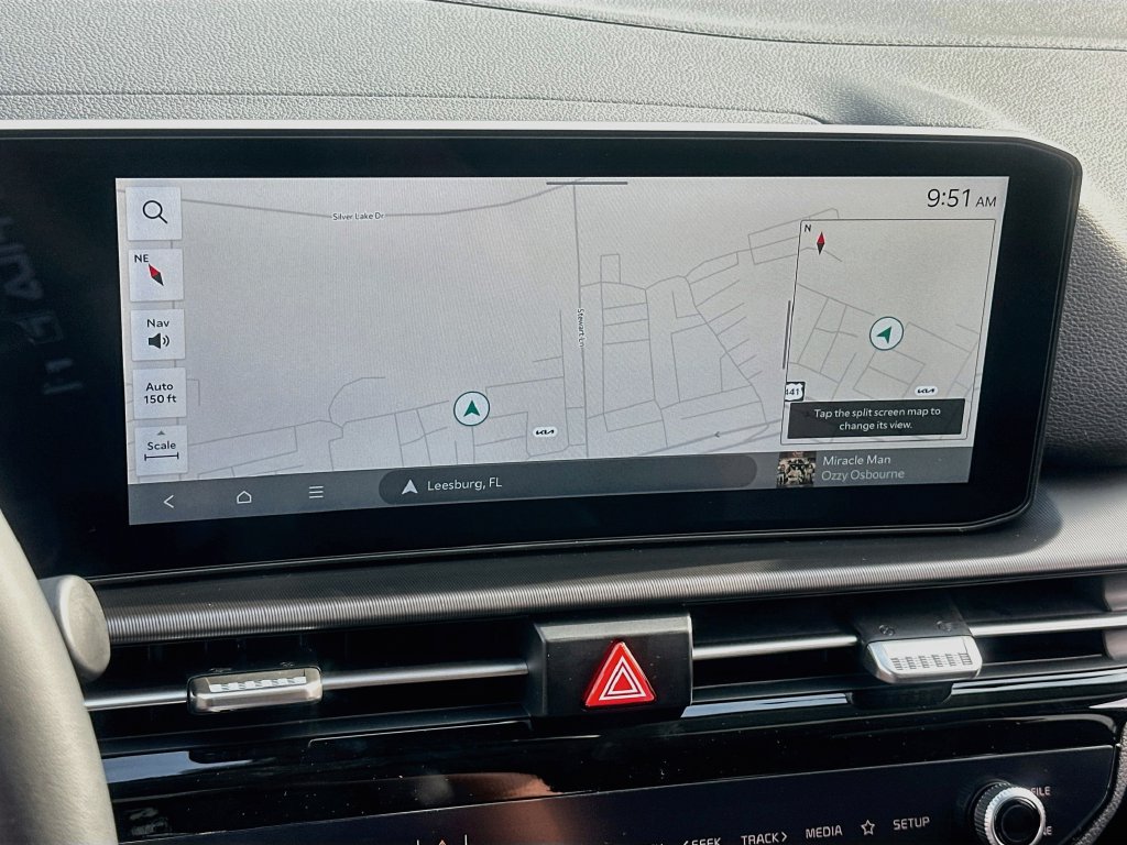 New 2027 Kia Sportage SX FWD image 13