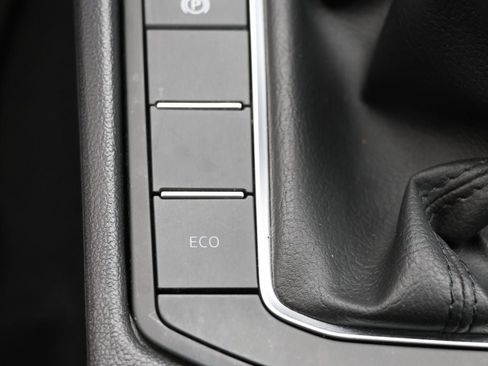 Used 2021 Volkswagen Jetta S w/ Driver Assistance Package image 25